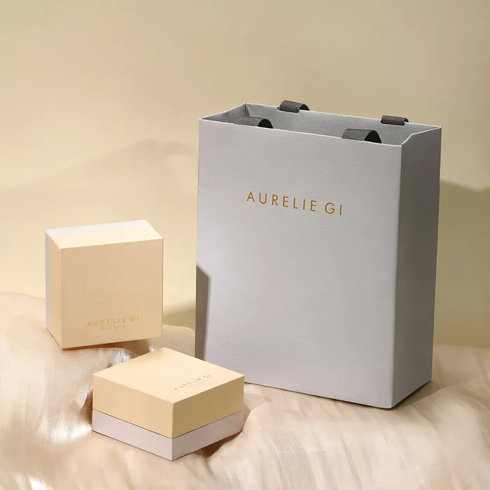 AURELIE GI Charm Necklaces R Diamond Initial Charm