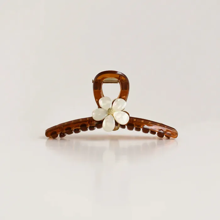 Candlewick Gift Shop Earrings Claw Clip Magnolia Brown