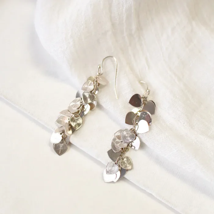 Dangling Earrings Shimmering Hearts Silver Candlewick Gift Shop Earrings