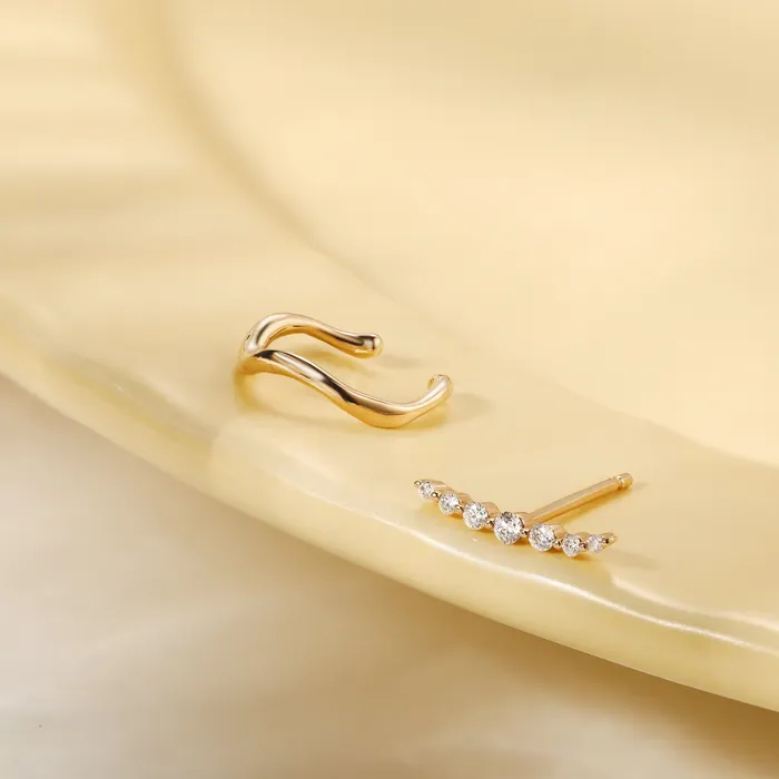 Earrings MONICA Single Diamond Bar Stud AURELIE GI
