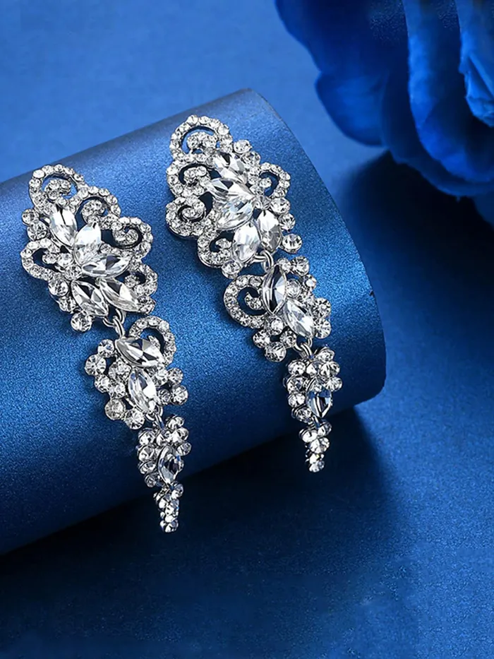 Earrings Yellow Chimes Yellow Chimes Crystals from Swarovski Glamouring Chandelier Crystal Earrings for Women and Girls