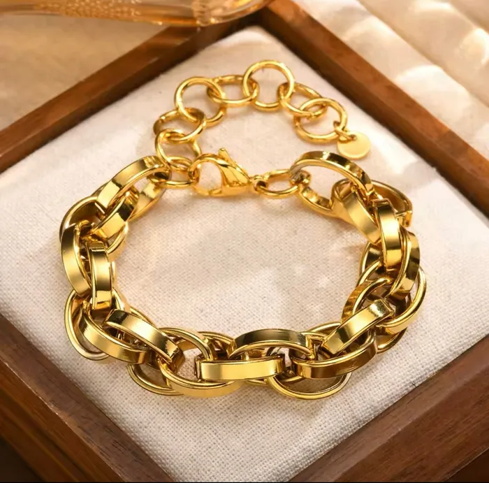 Get Signatured Bracelets Chunky Chain Bracelet Get Signatured Bracelets Chunky Chain Bracelet