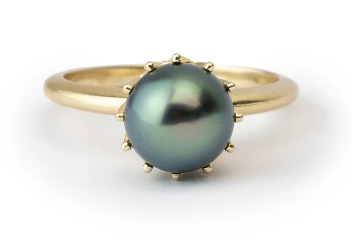 Kamoka Pearl Rings Royal Peacock Green Tahitian Pearl Ring