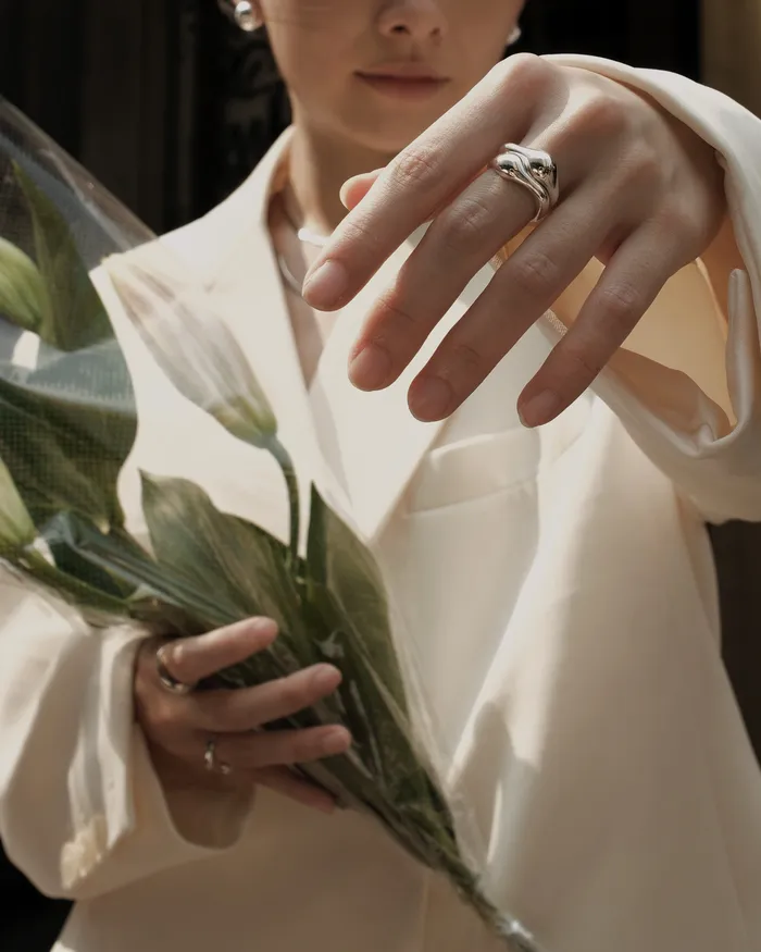 MYJN Rings Udele Molten Stacking Ring