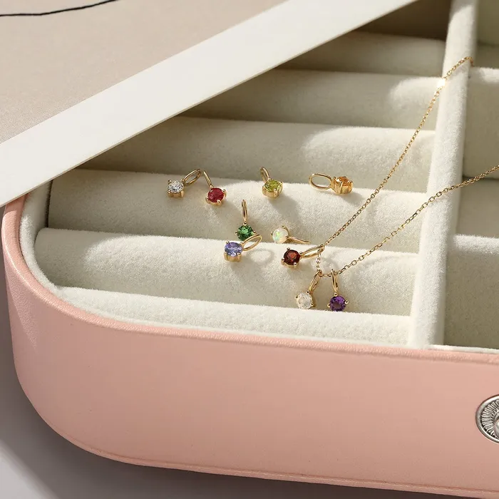 Necklaces AURELIE GI JANUARY Garnet Necklace Charm