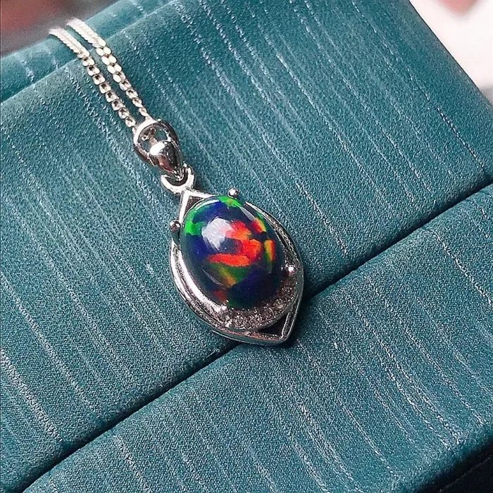 Necklaces Metamorphidi 7x9 Black Opal Necklace Natural Black Opal Leaf Pendant Necklace in Sterling Silver