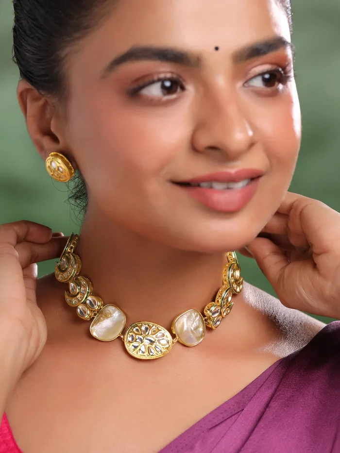 Necklaces Yellow Chimes Jewellery Set for Women Golden Kundan Stone Necklace Set for Women Eternal Classics Traditional Gold Plated Jewelery Set for Girls Birthday Anniversary Gift for Women Wife Yellow Chimes