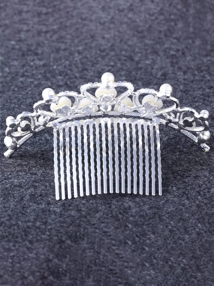 Necklaces Yellow Chimes Melbees by Yellow Chimes Tiara for Girls and Kids Silver Plated Crown for Girls Heart Princess Tiara Hair Comb Pin for Girls and Kids Gift for Girls Kids
