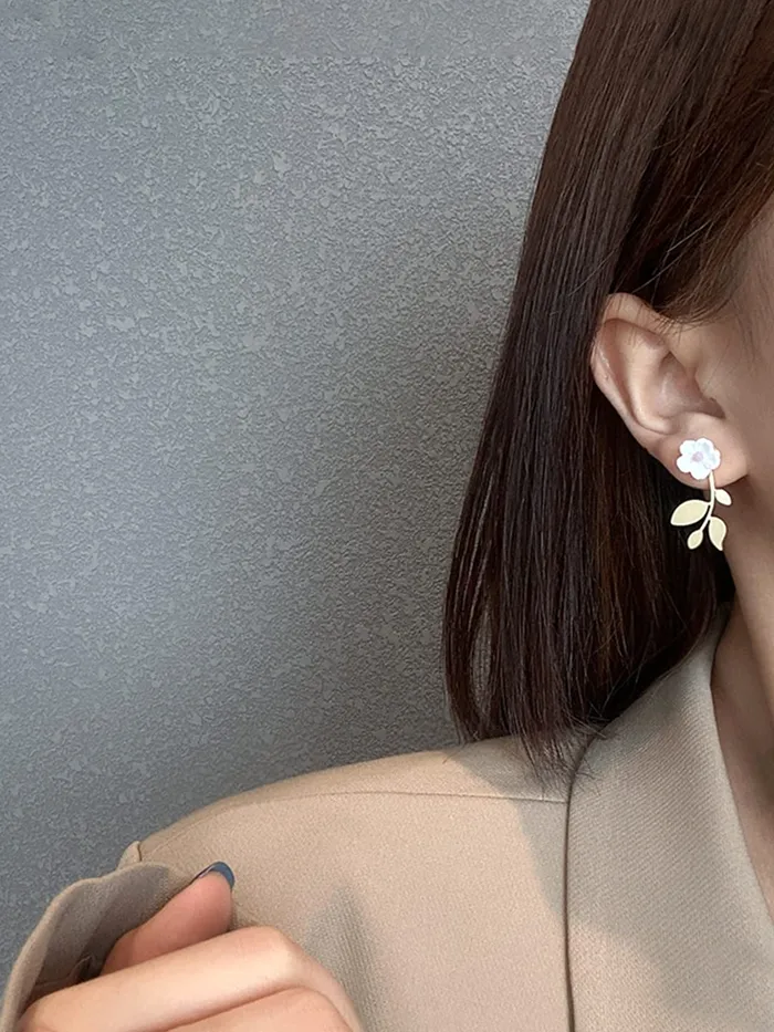 Necklaces Yellow Chimes Yellow Chimes Earrings For Women Combo Of 2 Pcs Gold Tone Floral Designed Drop Earrings With Geomtrical Back Drop Earrings For Women and Girls
