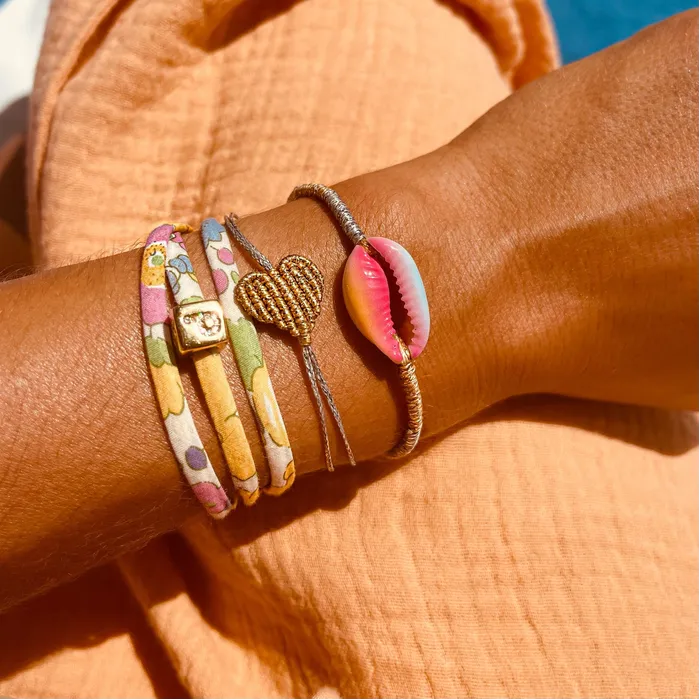 Paradise Cowrie Shell Bracelet Oiya Bracelets
