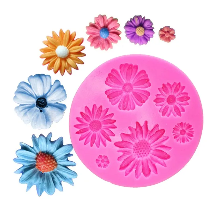 Resin Art Hub Necklaces Chrysanthemums and Sunflower Mould