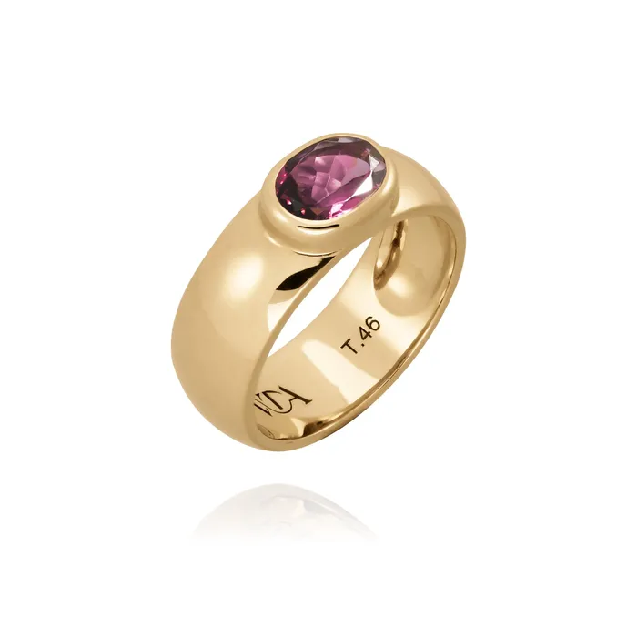 Van Den Abeele Rings Delphine 18k yellow Gold seal ring and Tourmaline