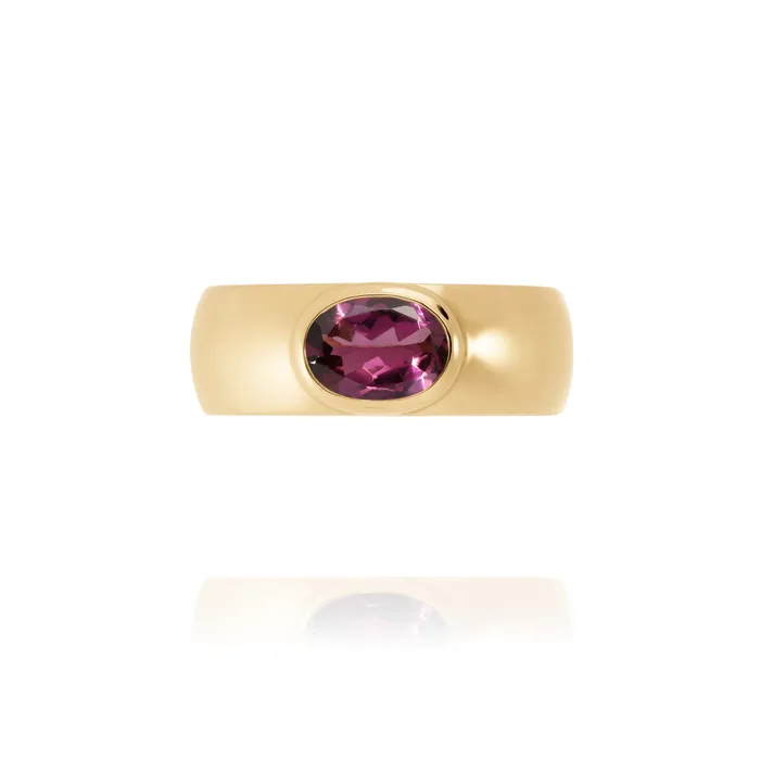 Van Den Abeele Rings Delphine 18k yellow Gold seal ring and Tourmaline