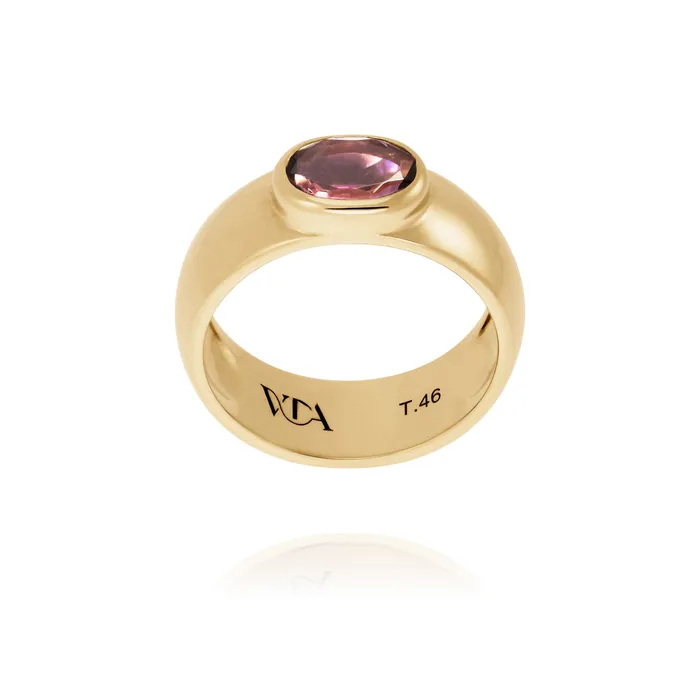 Van Den Abeele Rings Delphine 18k yellow Gold seal ring and Tourmaline