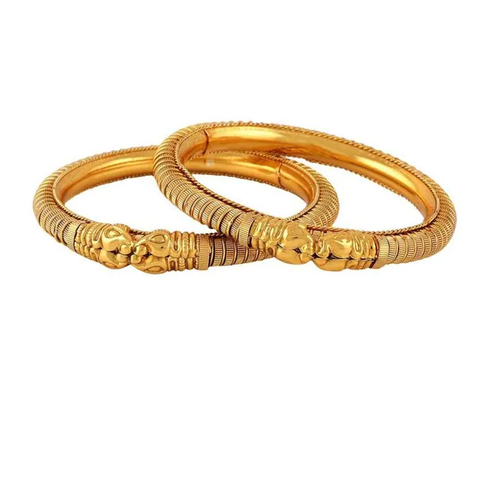 Yellow Chimes 2 PCS Exclusive Delicate Plain Antique Gold Plated Traditional Bangles for Women and Girls 28 Yellow Chimes Bracelets Yellow Chimes 2 PCS Exclusive Delicate Plain Antique Gold Plated Traditional Bangles for Women and Girls 28 Yellow Chimes Bracelets