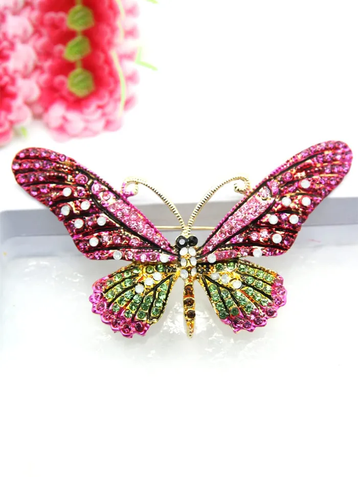 Yellow Chimes Brooch for Women Butterfly Shaped Brooch Fashionable Brooch for Girls and Women Pink Yellow Chimes Necklaces