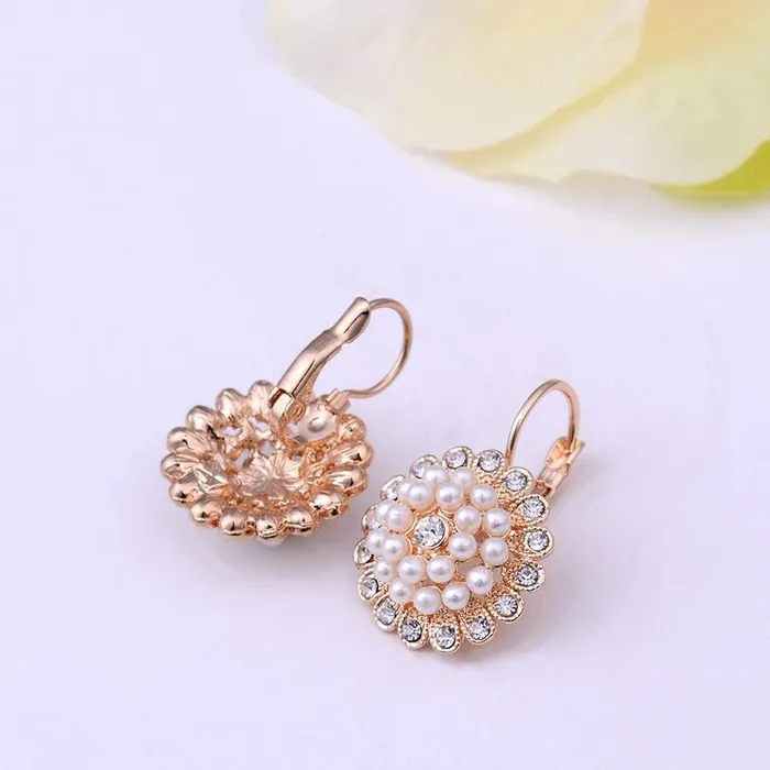 Yellow Chimes Clip On Earrings for Women Elegant Rose Gold Plated Pearl Clip On Earrings for Women and Girls Yellow Chimes Necklaces
