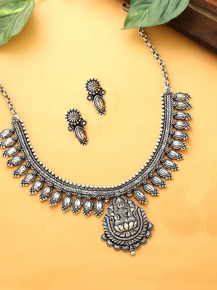 Yellow Chimes Earrings Yellow Chimes Oxidised Jewellery Set for Women Authentic Kolhapuri Work Handmade Silver Traditional Choker Necklace Sets for Women and Girls