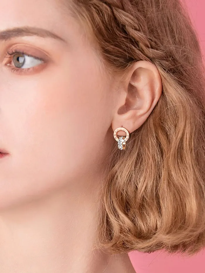 Yellow Chimes Latest Fashion Stainless Steel 18K Rose Gold Plated Roman numericals Engraved Statement Style Pendant Set with Earrings for Women and Girls Yellow Chimes Necklaces