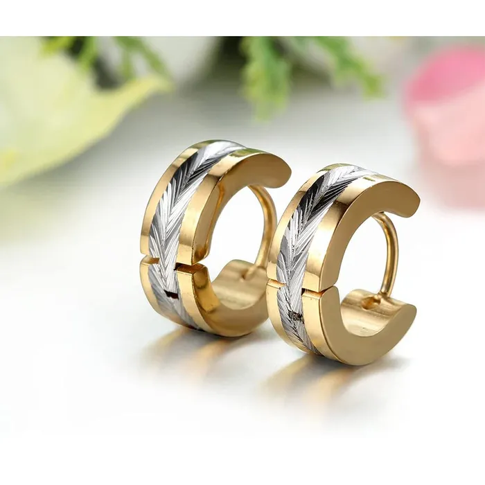 Yellow Chimes Necklaces Yellow Chimes Hoop Earrings for Men Gold Plated Stainless Steel Huggie Hoops Earrings for Men and Women