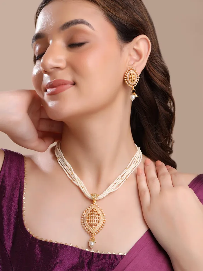 Yellow Chimes Necklaces Yellow Chimes Jewellery Set For Women Golden Necklace Set for Women Eternal Classics Traditional Long Gold Plated Jewellery Set for Girls Birthday Anniversary Gift for Women Wife