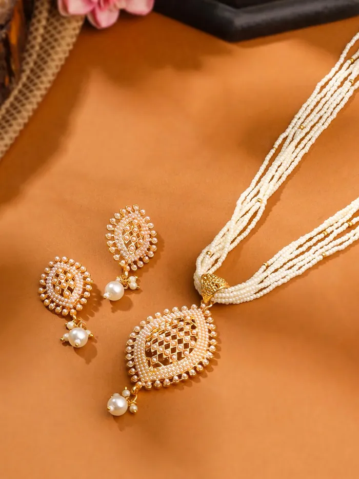Yellow Chimes Necklaces Yellow Chimes Jewellery Set For Women Golden Necklace Set for Women Eternal Classics Traditional Long Gold Plated Jewellery Set for Girls Birthday Anniversary Gift for Women Wife
